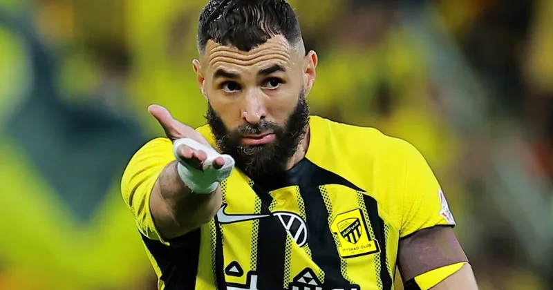 “Əl Hilal” Benzemanı heyətinə qatmaq istəyir