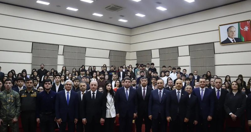 “Azərbaycan gəncliyi milli maraqların ideoloji təminatı, strateji gücüdür!” FOTOLAR