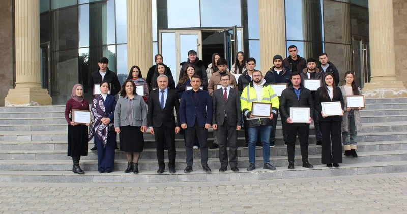 Gənclərin fəallığı cəmiyyətin dinamikliyini artırır FOTOLAR