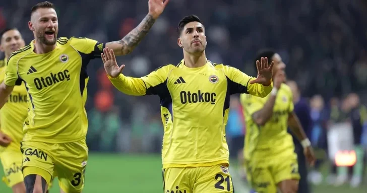 Турецкая Суперлига: Фенербахче возвращается из выезда с тремя очками