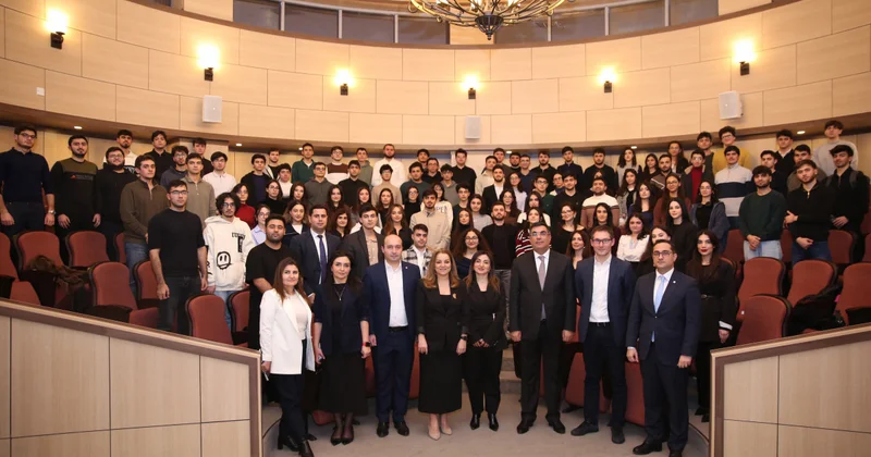 AccessBank rəhbərliyi Gənclər Gününü Bakı Ali Neft Məktəbinin tələbələri ilə birlikdə qeyd edib