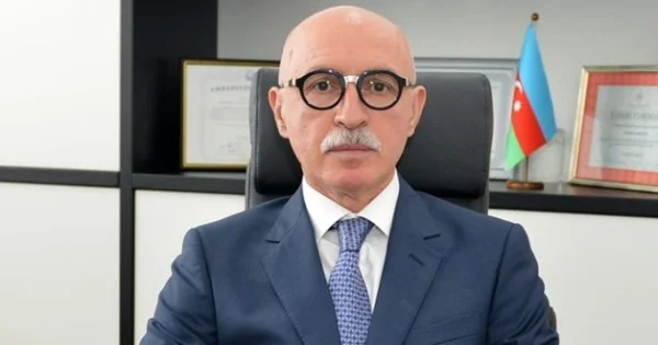 Heydər Əliyev həmin sənədləri gecə geri qaytardı Nazir müavini