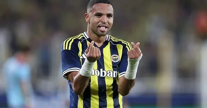 “Fənərbağça” ulduz futbolçusunu 35 milyona satır