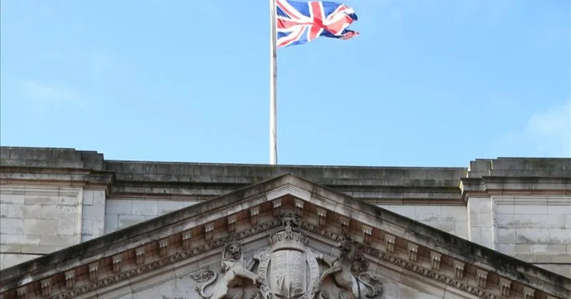 Britaniya rusiyalı diplomatı ölkədən qovub