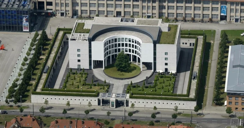 Almaniyada Rusiyaya gizli yollarla mal tədarük etməkdə şübhəli bilinən şəbəkəyə qarşı əməliyyatlar aparılır