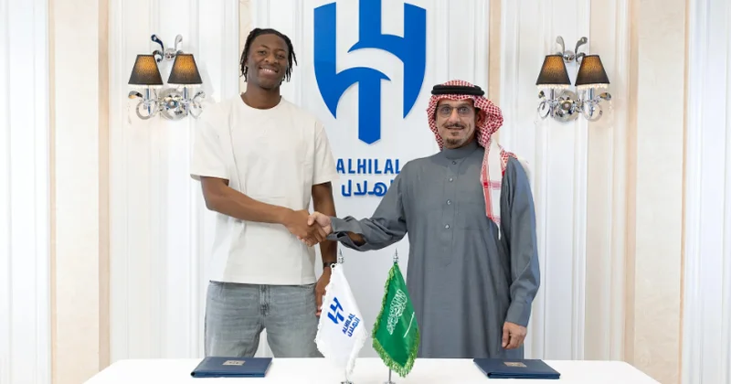 Ərəblər 18 yaşlı hücumçuya 30 milyon avro ödədilər