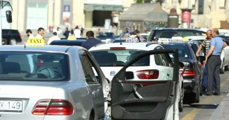 Bakıdan Sumqayıta taksi getmir Sərnişinlər iki qat pul ödəyəcək?