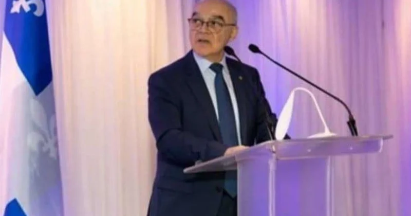 Putin erməni diplomatı mükafatlandırdı