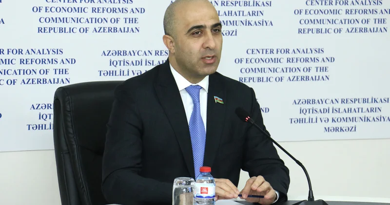 İİTKM də Gənclər Günü ilə bağlı millət vəkili Bəhruz Məhərrəmovla görüş keçirilib