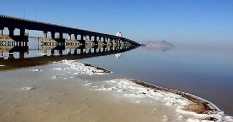 Məhəmməd Rza Aref: “Urmiya gölünü bərpa etməliyik”