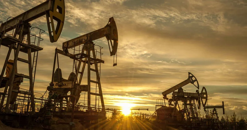 Нефть подешевела на мировых биржах