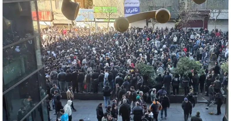 В Иране арестовали четырех иностранцев за участие в беспорядках