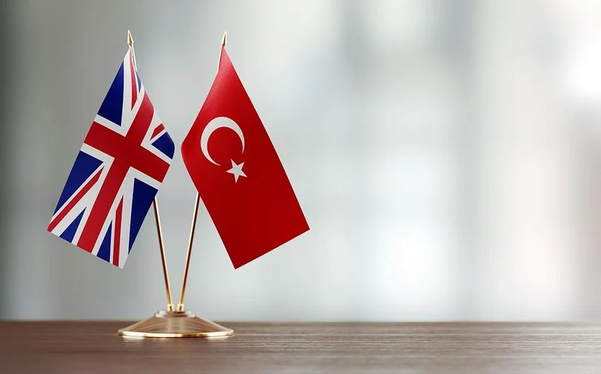 Türkiyə Britaniya Suriya ilə bağlı siyasi məsləhətləşmələr aparacaq