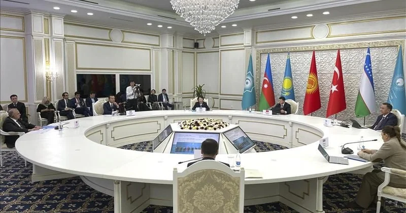 Türk Mədəniyyəti və İrsi Fondunun Şurasının üçüncü iclası Bişkekdə keçirilib