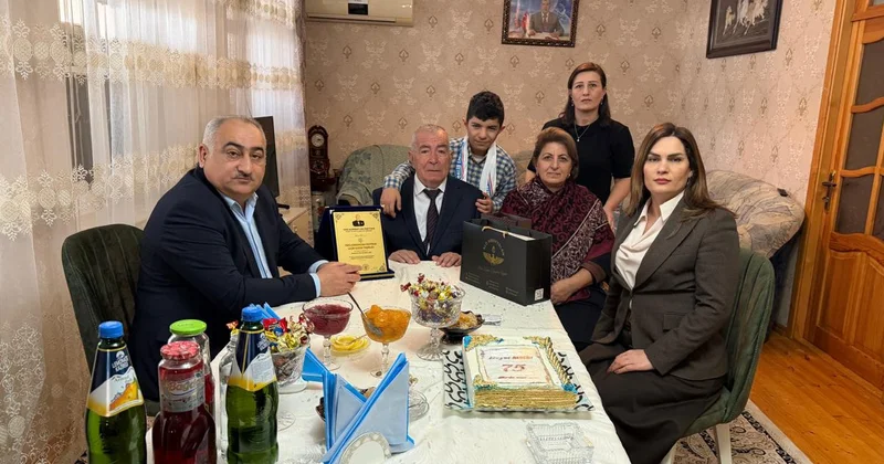 Partiyanın veteran üzvü ziyarət olundu FOTOLAR