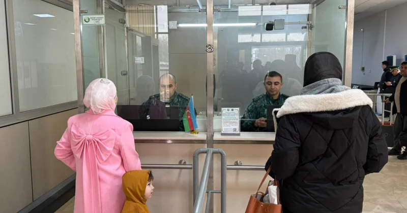 Rusiya vətəndaşlarının növbəti qrupu İrandan təxliyə edildi FOTO