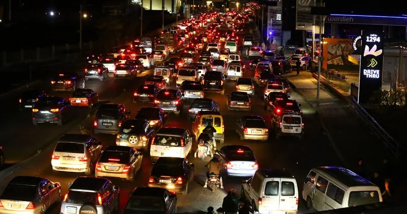 İsrail daha bir ölkəni vurdu, əhaliyə bölgəni təcili tərk edin mesajı verdi Minlərlə insan həyəcan içində qaçır (FOTO)
