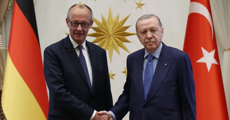 Ərdoğan və Merts İrana qarşı hücumları müzakirə ediblər