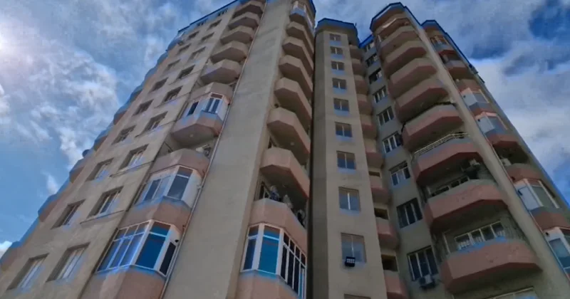 “Kotanlı” MTK nın sakinləri mənzillərinə çıxarış ala bilmirlər VİDEO