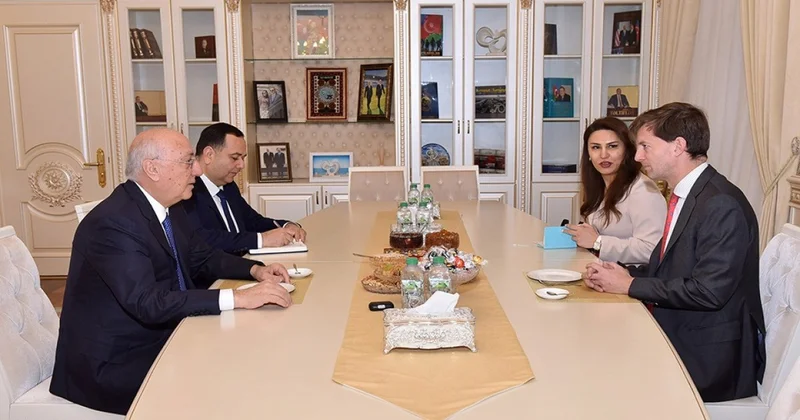 Zakir Fərəcov Belçika səfiri ilə görüşüb FOTO