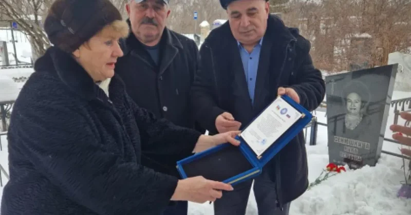 В Сызрани почтили память Национального героя Азербайджана ФОТО