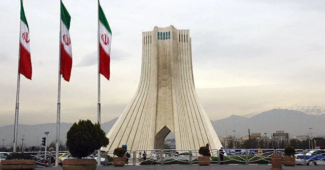 “Tehran hazırda sərt siyasi bəyanatlarla real hərbi imkanlar arasında seçim qarşısındadır”