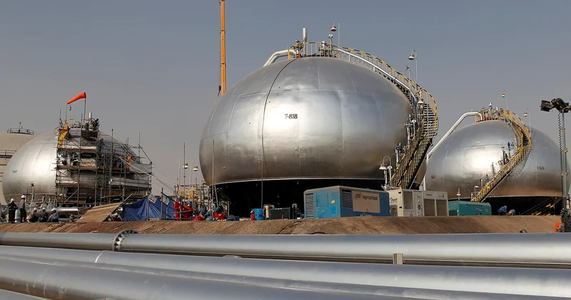 Нефтегазовые объекты нажимают на стоп