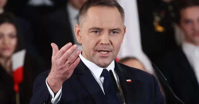 Президент Польши: На наших глазах распадается иранский режим