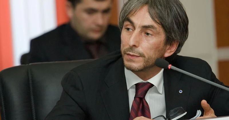 Rusiyanın tanınmış iş adamı intihar edib