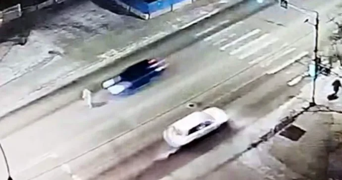 Keçidin 10 metrliyində vurulan qadın havaya uçdu VİDEO