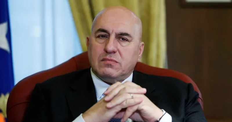 Министр обороны Италии сообщил, что возвращается из Дубая военным бортом