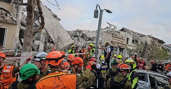 İranın raket zərbəsi nəticəsində ən azı 15 israilli yaralanıb