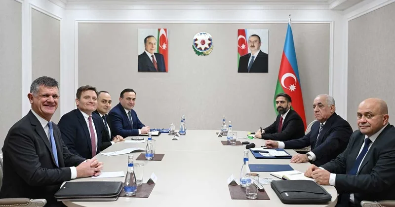 Əli Əsədov BP nin vitse prezidenti ilə perspektivli layihələri müzakirə edib