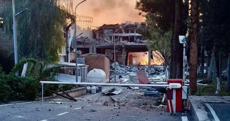 Tehranda 100 illik tarixi olan Pasteur İnstitutuna HÜCUM FOTO