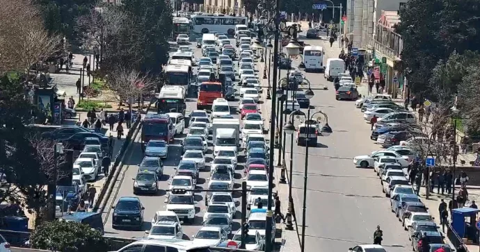 Bakıda yol təmiri tıxaca səbəb oldu FOTOLAR