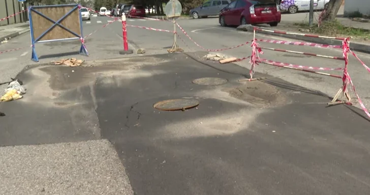 В Баку повторно просел участок недавно отремонтированной дороги