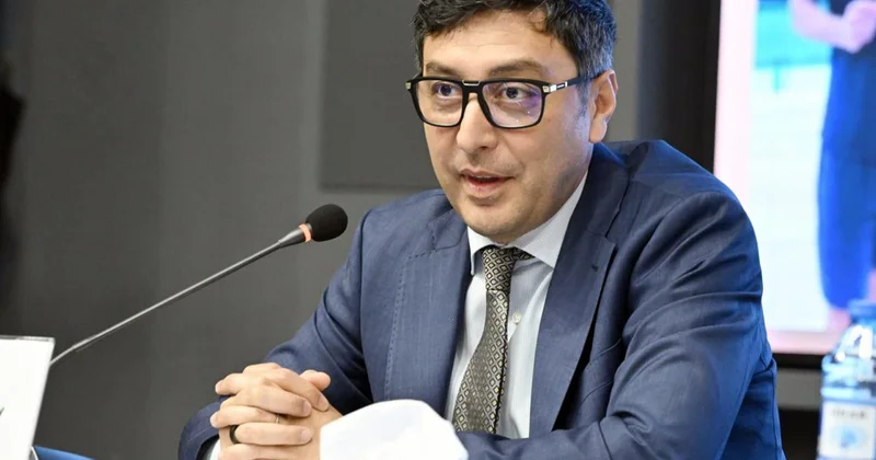 Fərid Qayıbov: “Bu ay idmançılarımız 40 qızıl, 35 gümüş və 43 bürünc medal qazanıblar” FOTO