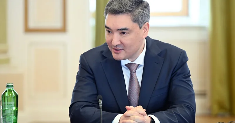 Бектенов пригласил Ильхама Алиева на саммит ОТГ в Туркестане