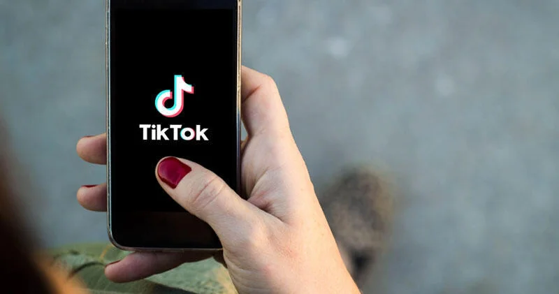 TikTok стал предупреждать пользователей в Азербайджане ФОТО