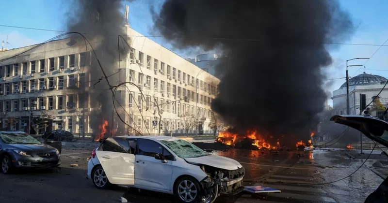 Ukrayna regionlarına kütləvi zərbələr: 4 ölü, 18 yaralı var FOTO/VİDEO