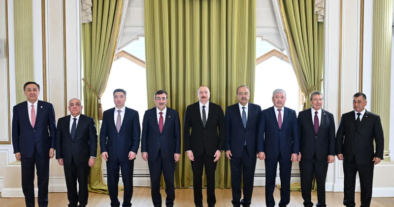 Prezident qəbul keçirdi FOTOLAR