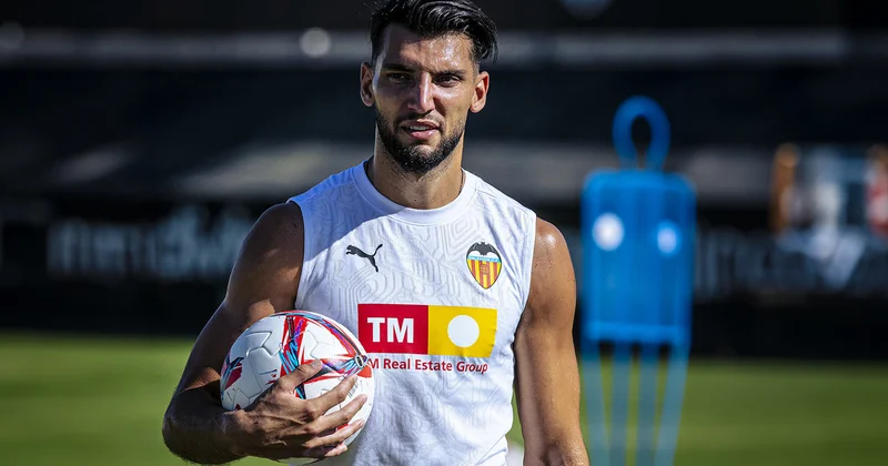 Ulduz futbolçuya gözlənilməz ittiham: 10 il həbs cəzası istənilir FOTO