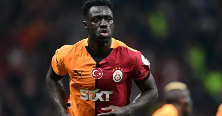 “Qalatasaray” Davinsona yeni müqavilə təklif edəcək