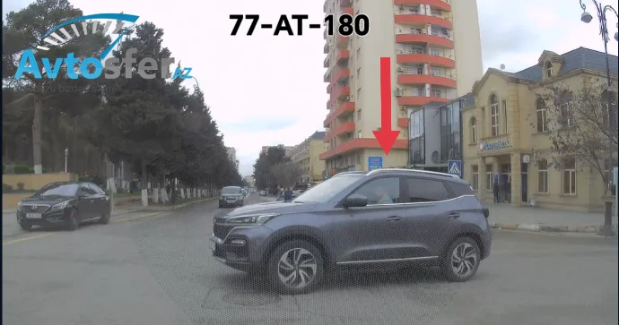 Yol ver nişanını yola verən sürücü qəza şəraiti yaratdı VİDEO