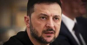 Дубинский: Зеленский может уйти в отставку после подписания перемирия