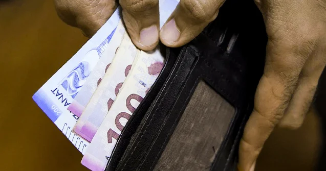 Azərbaycanda adambaşına düşən nominal gəlir 678 manat artıb