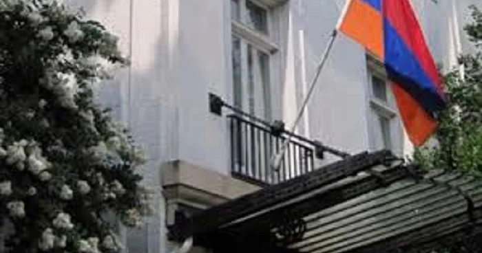 ABŞ də səfir postu uğrunda İrəvanda mübarizə gedir
