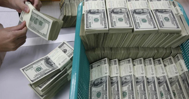 Azərbaycanlı biznesmen 600 milyon dolları necə ələ keçirib? TƏFƏRRÜATLAR