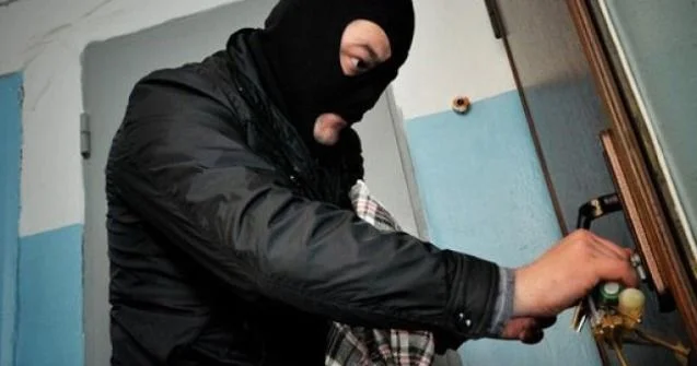Bakıdan Nabrana istirahətə gedən şəxs qadının evinə basqın etdi QƏRAR