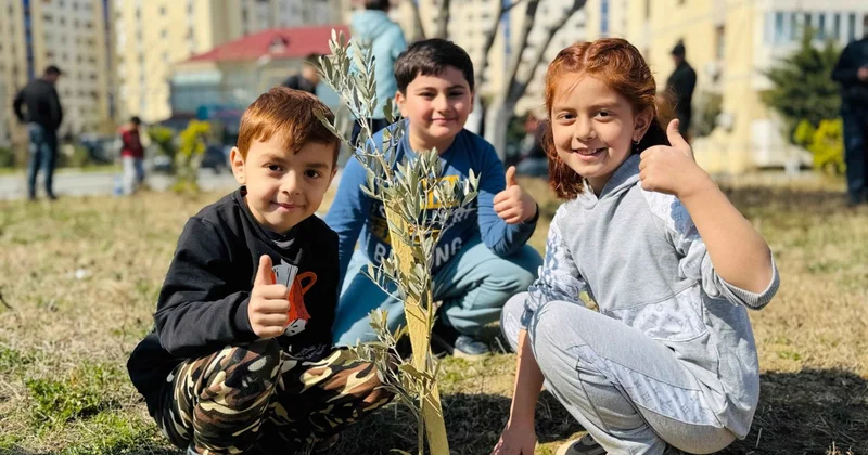 Dövlət Komitəsi ağacəkmə aksiyası təşkil edib FOTOLAR